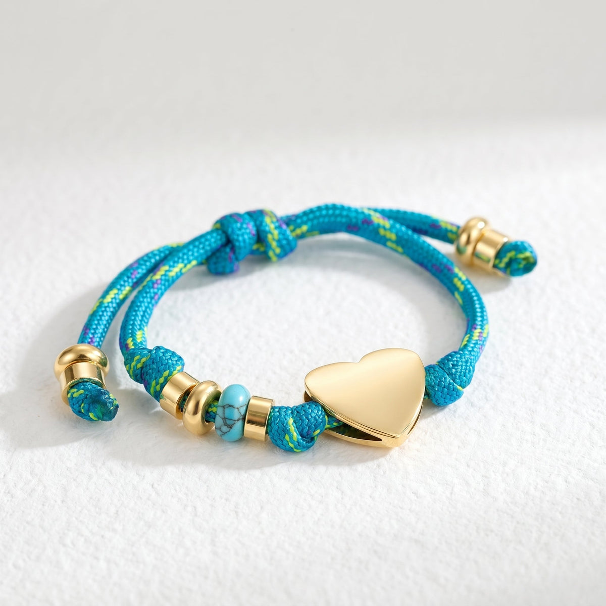 Armband met liefdesknoop van touw