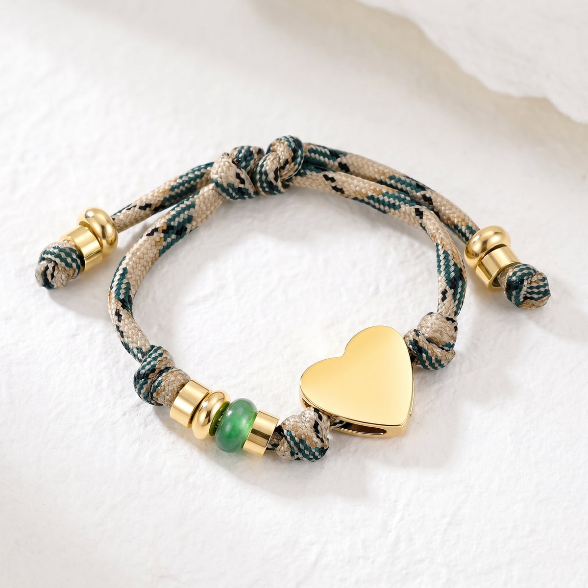 Armband met liefdesknoop van touw