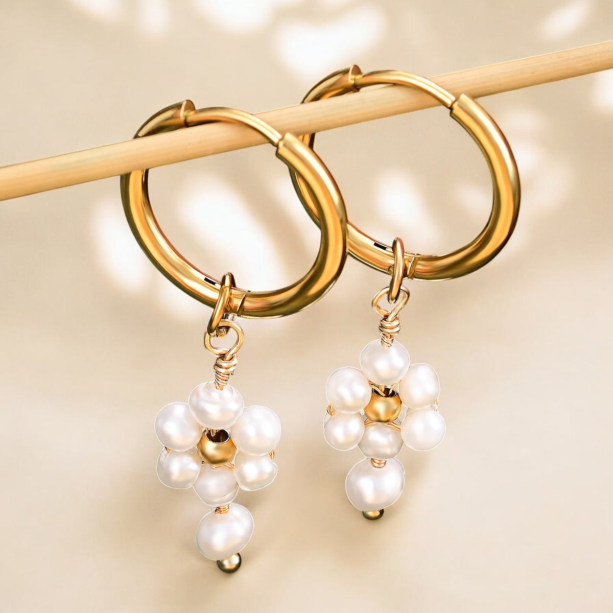 Creolen „Golden Grace“ aus Perlen und Achat