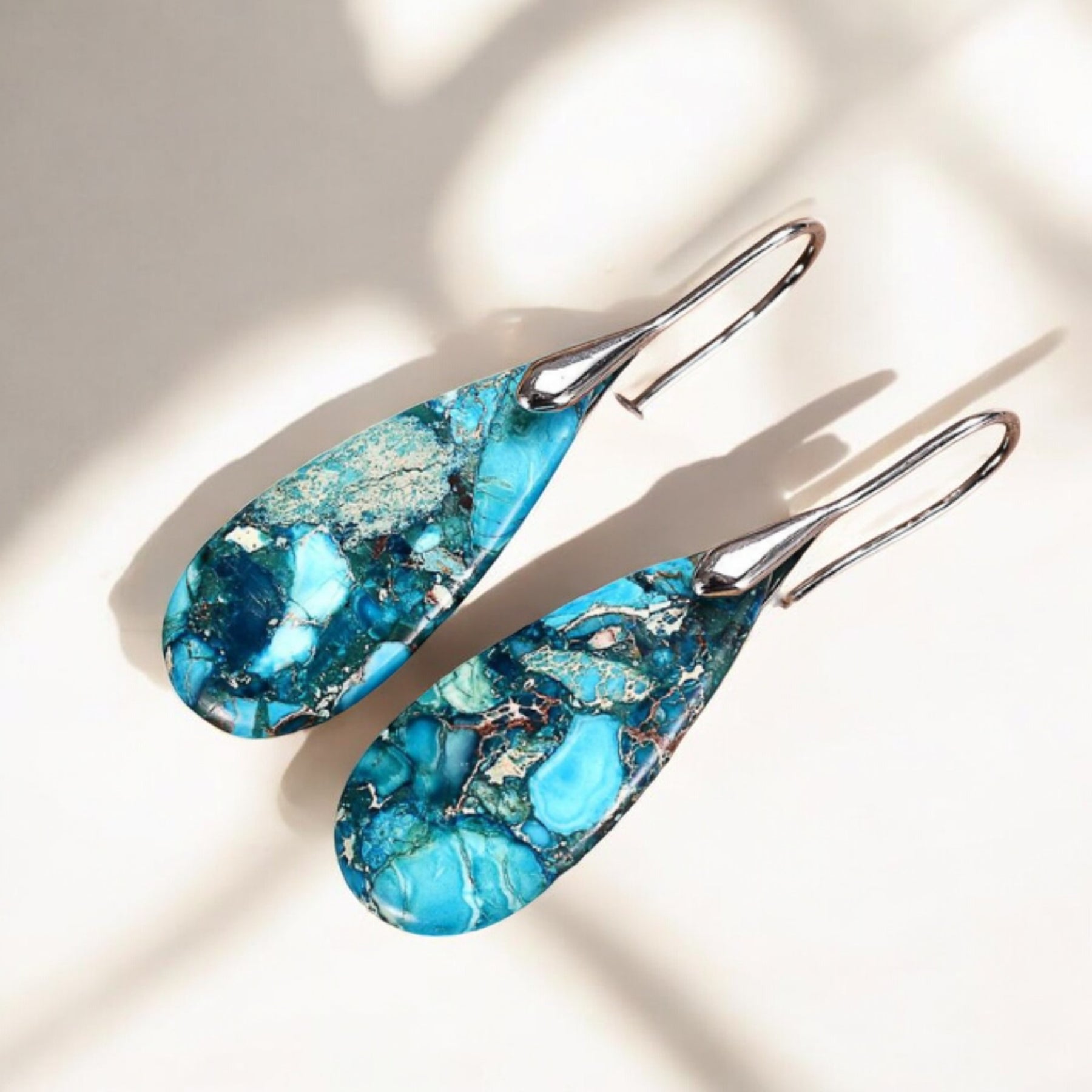 Boucles d’oreilles en forme de larme de protection de l’énergie océanique