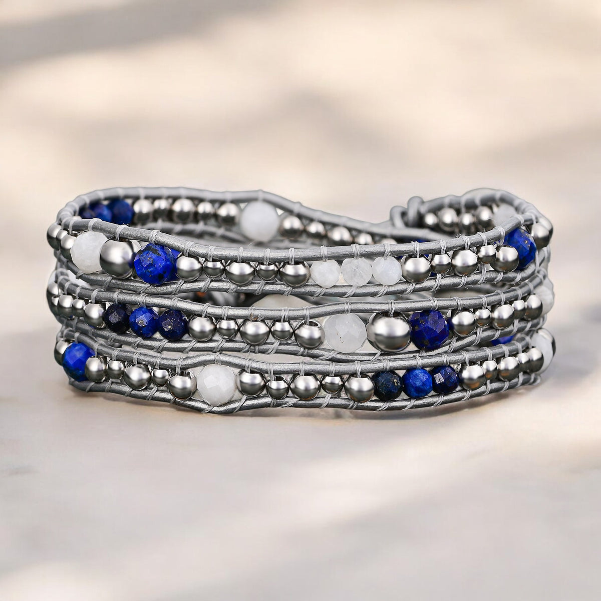 Bracelet enveloppant de protection en lapis céleste