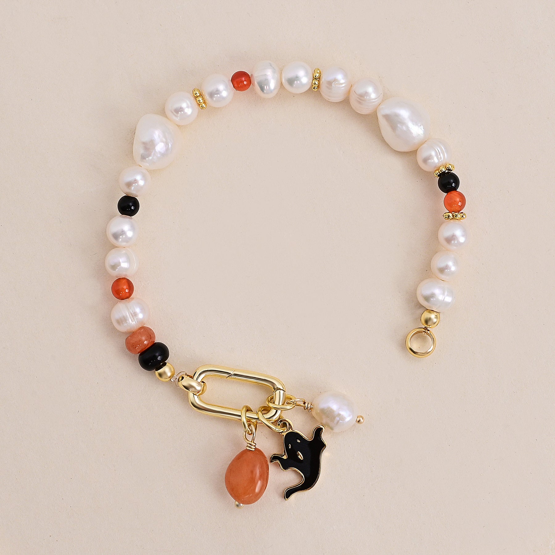 Weihnachtsleuchtendes Perlenarmband