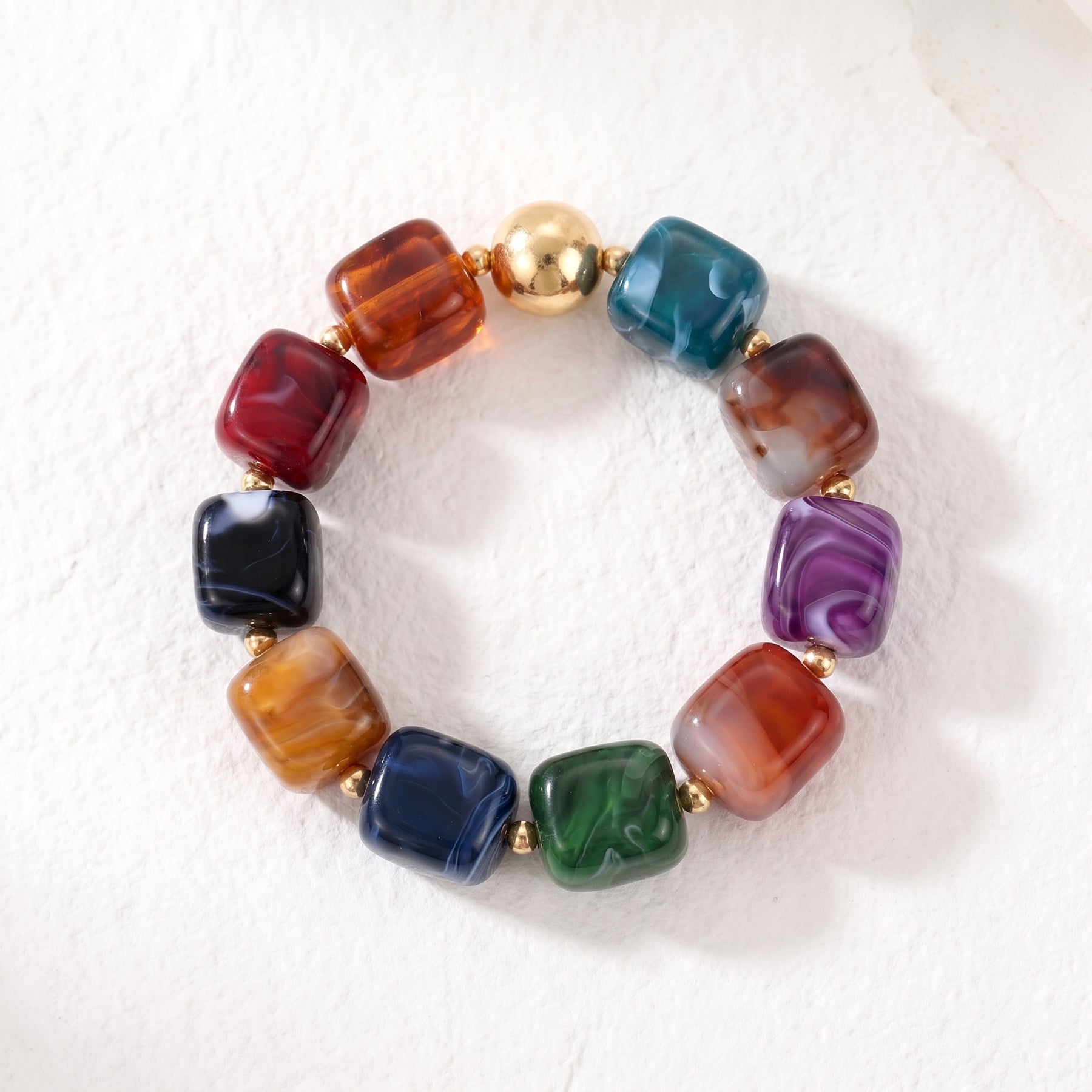 Mystieke regenboogkleurige grove armband