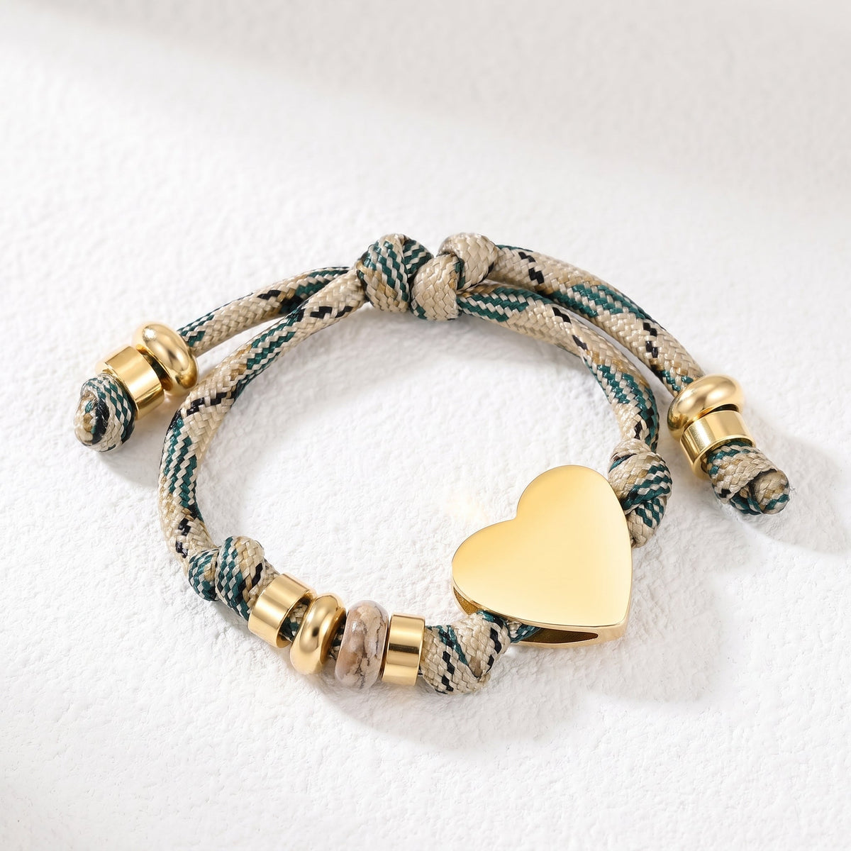 Armband met liefdesknoop van touw