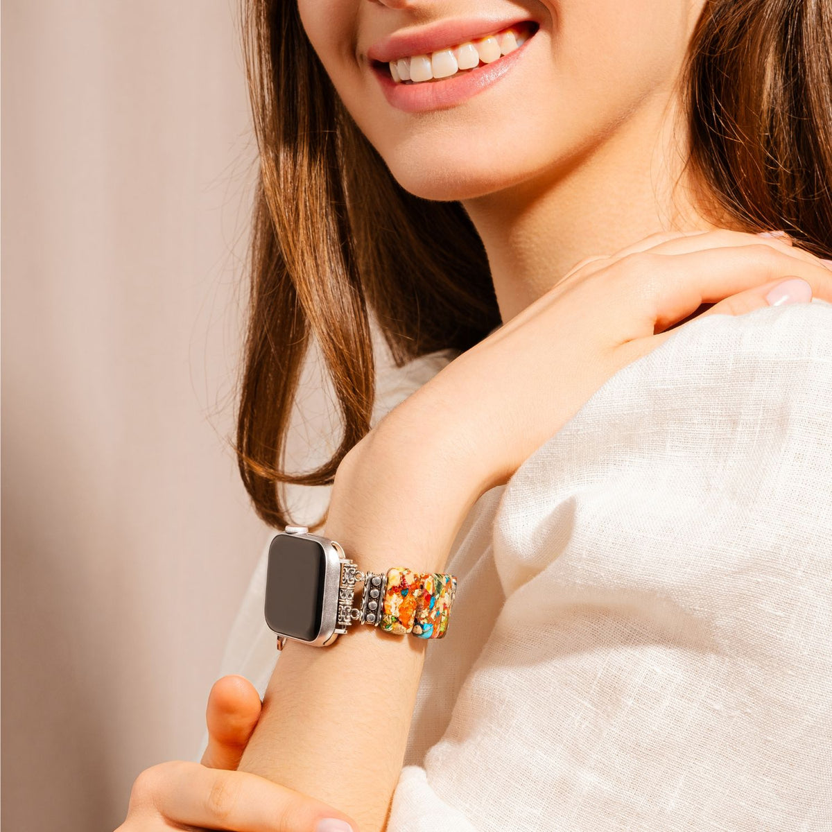 Schickes Stretch-Armband Apple Watch mit Blumenmotiv