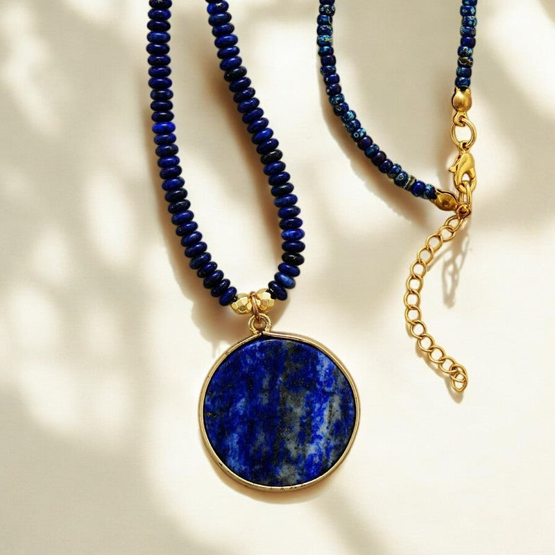 Rustgevende Lapis Lazuli kralenketting